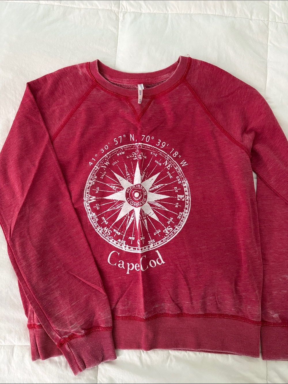 Cape Cod Graphic Sweatshirt - Red